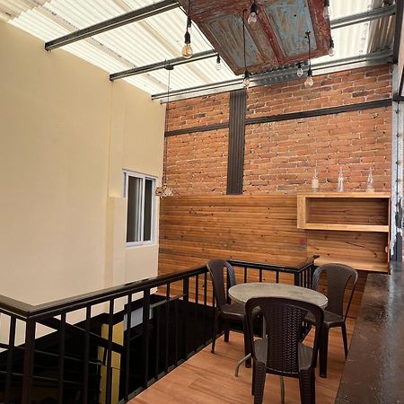 C&M Exclusive Private Rooms Quetzaltenango Luaran gambar