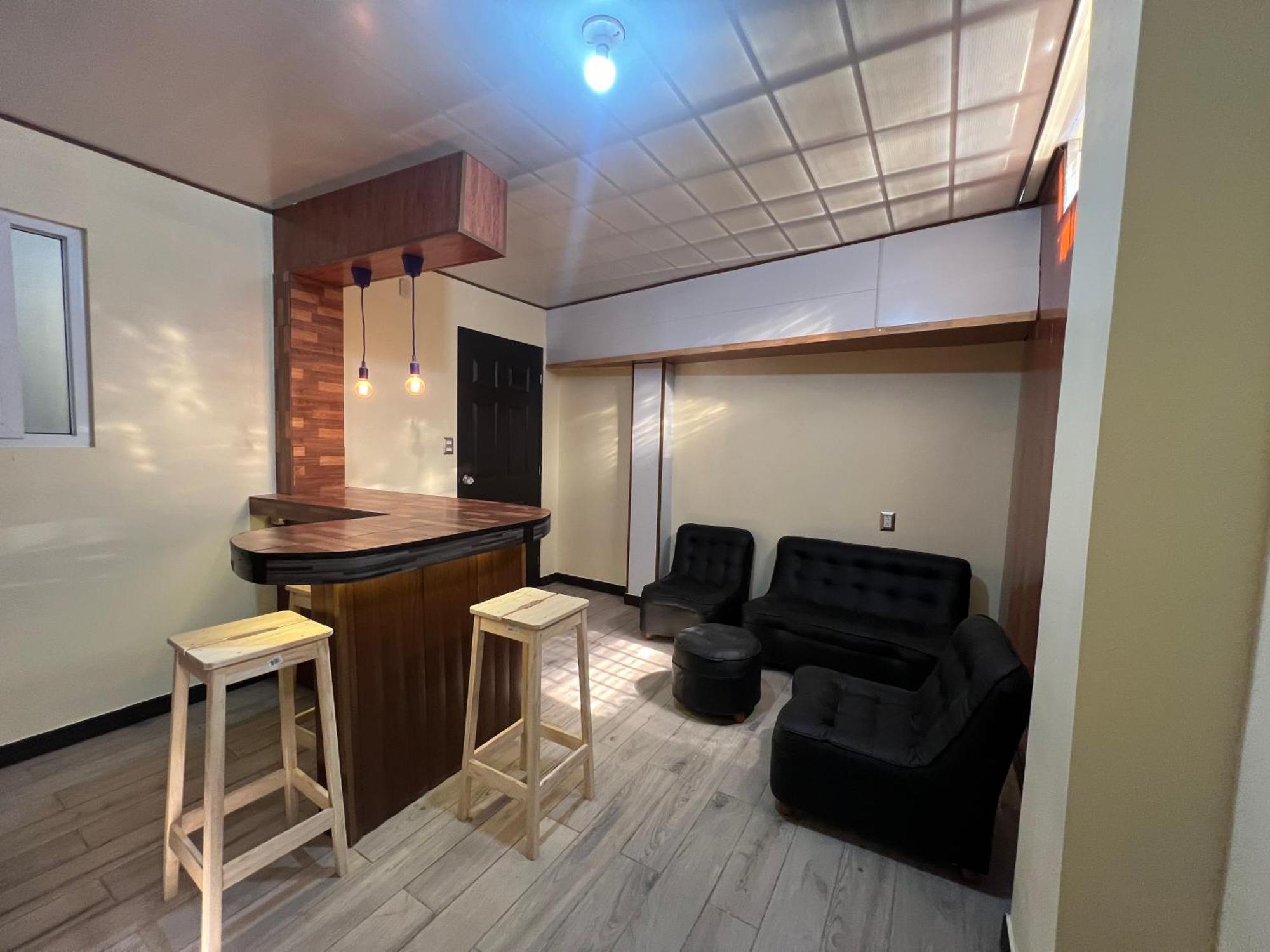 C&M Exclusive Private Rooms Quetzaltenango Luaran gambar
