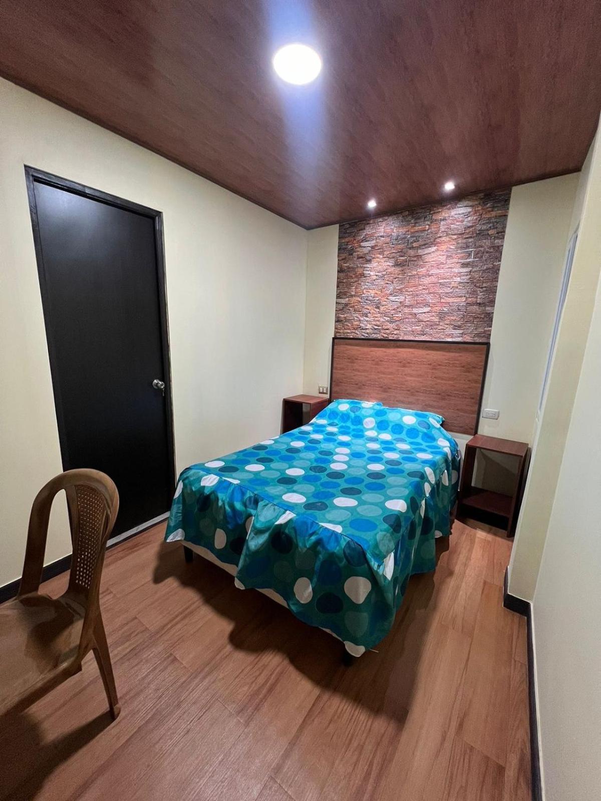 C&M Exclusive Private Rooms Quetzaltenango Luaran gambar